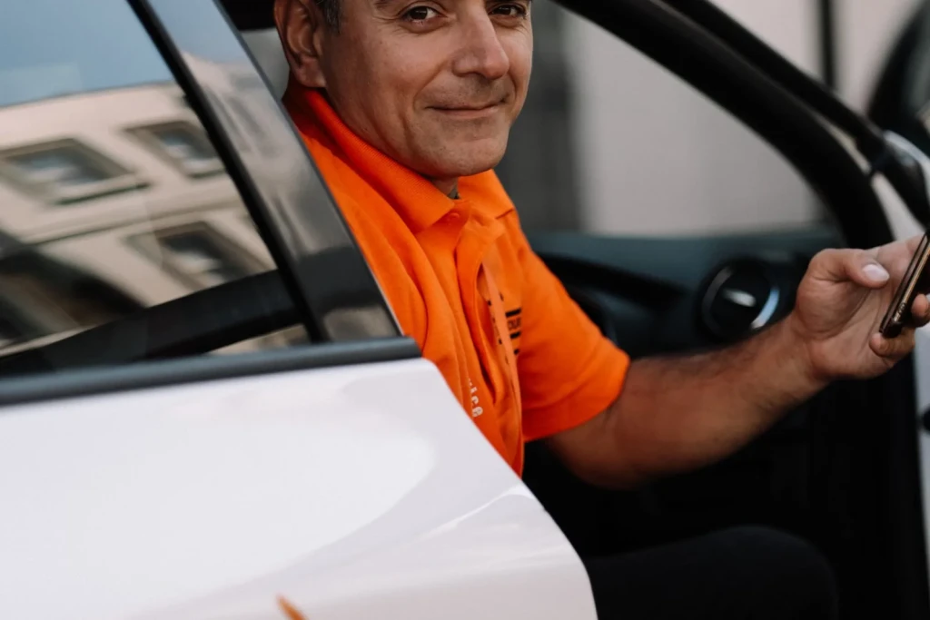 https://selenacourier.com/2024-review-selena-courier-service/