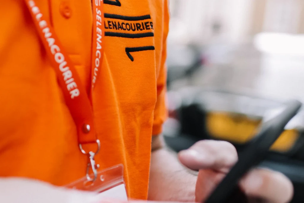 direct handling courier London delivery process