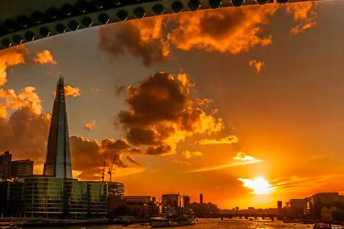 Same Day Courier Services for Small Businesses in London – Reliable Logistics Support