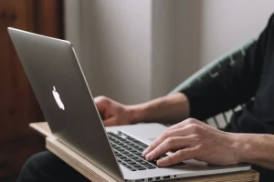 Affordable Same Day Courier Services in London – Balancing Speed and Budget